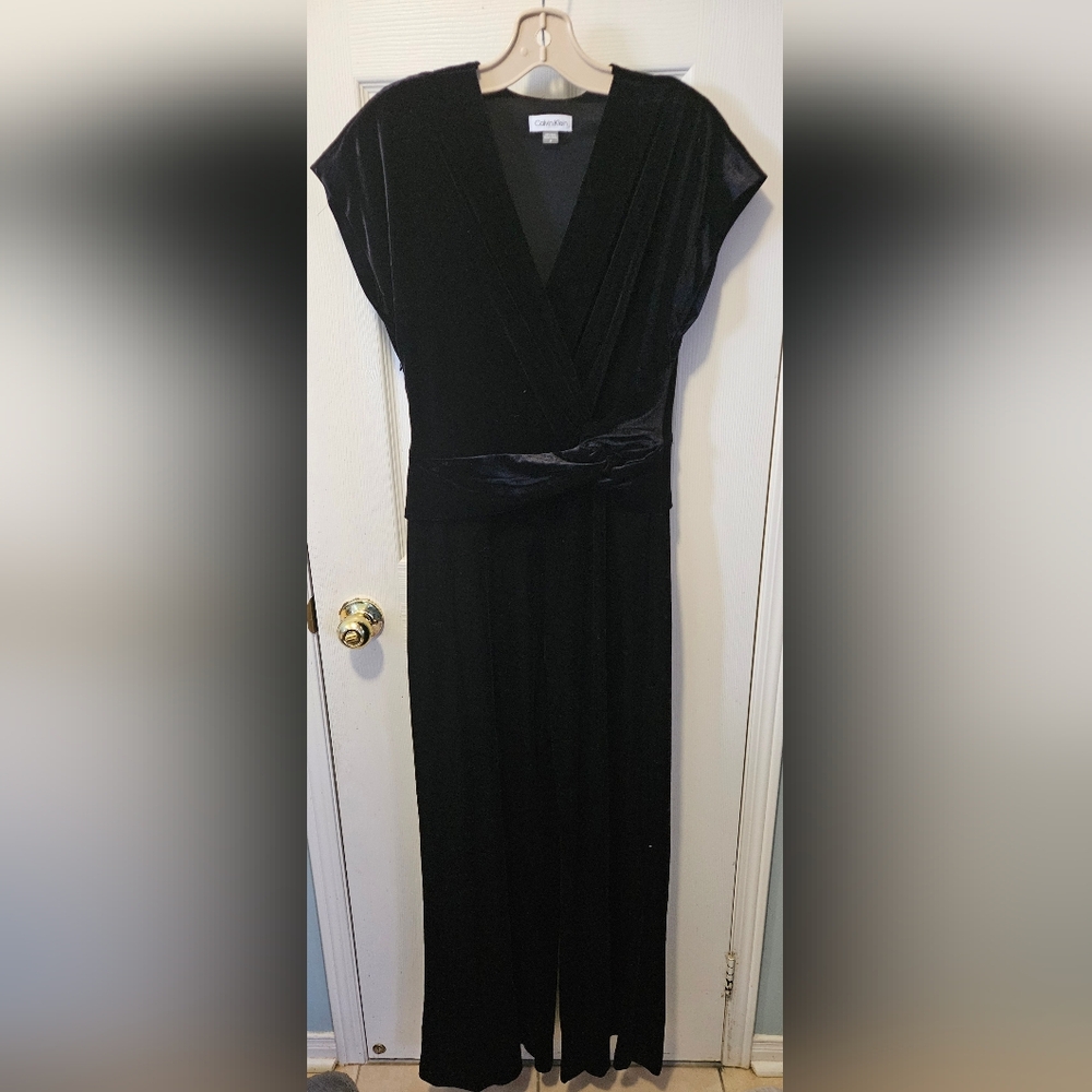 Tiss the season to show off - NWOT